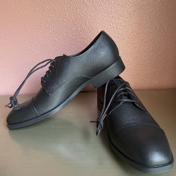 Calvin Klein Black Dress Shoes - Picture 1 of 7